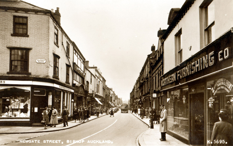 <h2>VIEW OF NEWGATE STREET FROM THE MARKET PLACE</h2><p class='caption'>Beamish The Living Museum of the North – People’s Collection</p>